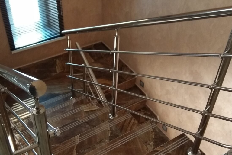 Перила из нержавеющей стали